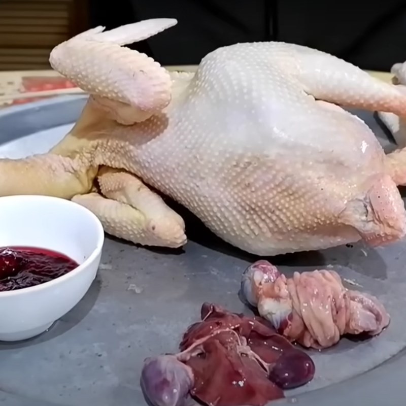 Bước 2 Sơ chế gà Gà cánh tiên