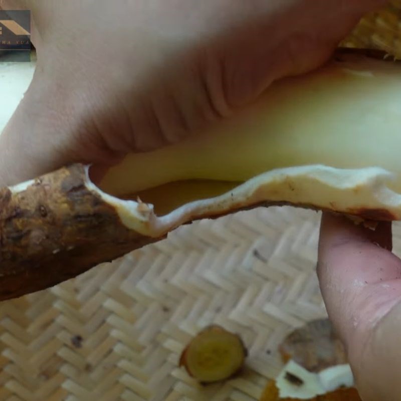 Bước 1 Sơ chế khoai mì Bánh phồng mì