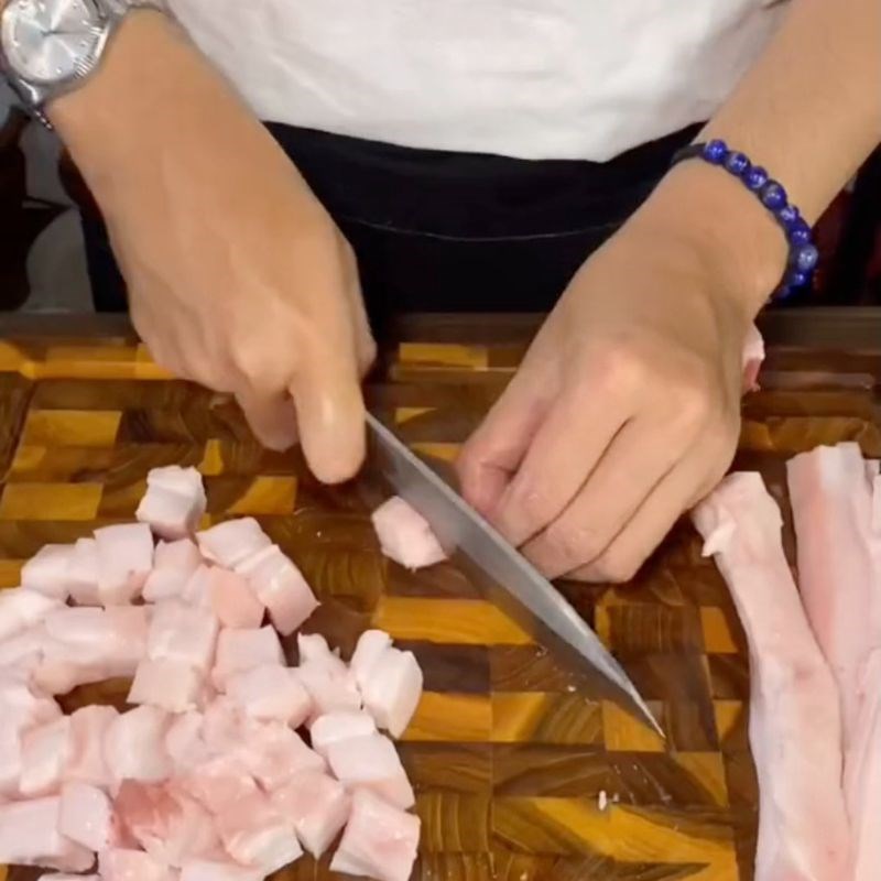 Bước 1 Sơ chế mỡ heo Cách làm tóp mỡ bằng nồi chiên không dầu