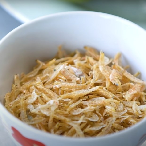 Bước 1 Sơ chế nguyên liệu Nước sốt chấm xoài kiểu Thái