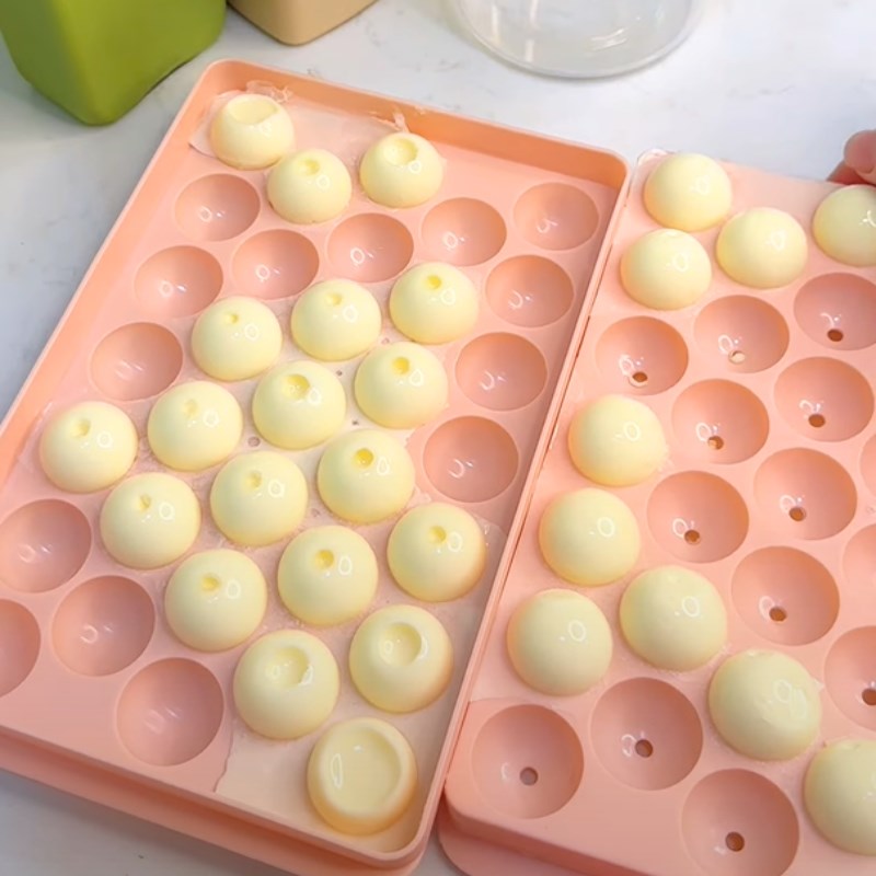 Bước 4 Thành phẩm Cheese ball nhân phô mai con bò cười