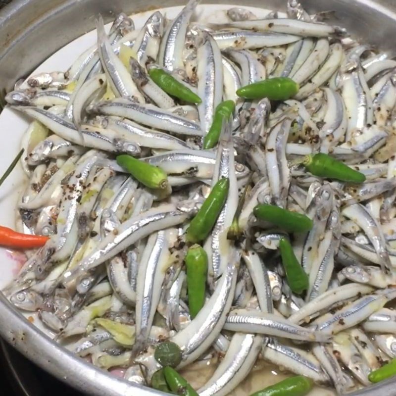 Bước 3 Hấp cá Cá cơm hấp