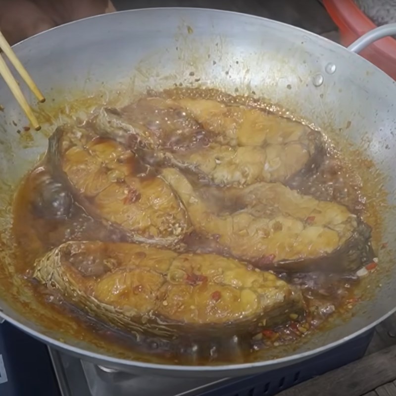 Bước 4 Kho cá Cá chẽm kho tiêu