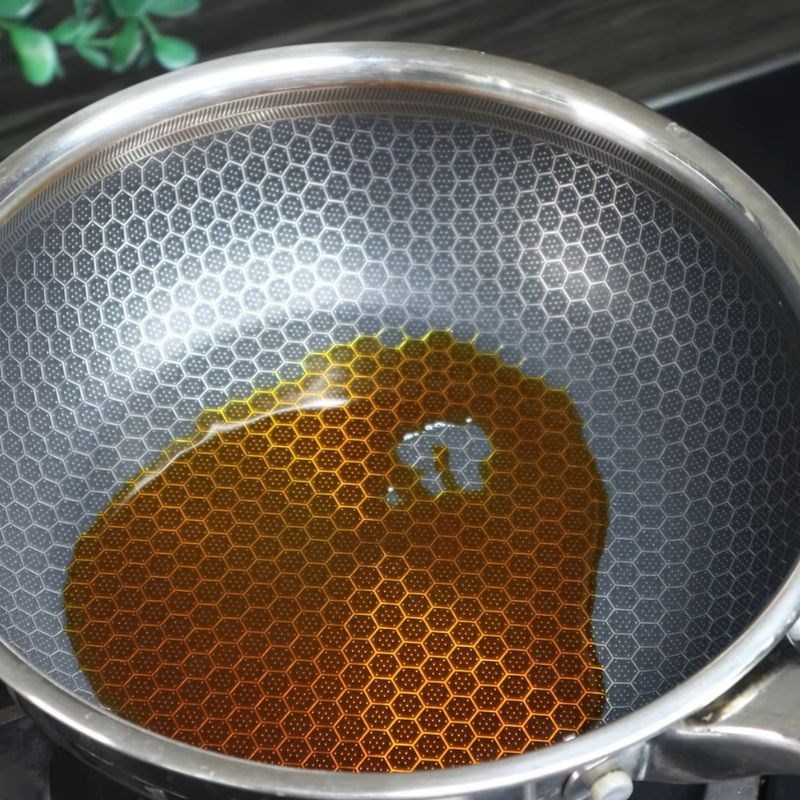 Bước 2 Làm nước sốt kho Cá nục kho rục