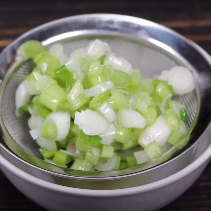 Bước 4 Làm sườn rang muối Sườn rang muối