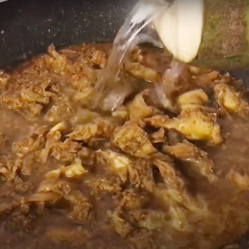 Bước 2 Nấu chuột xào lăn Chuột xào lăn