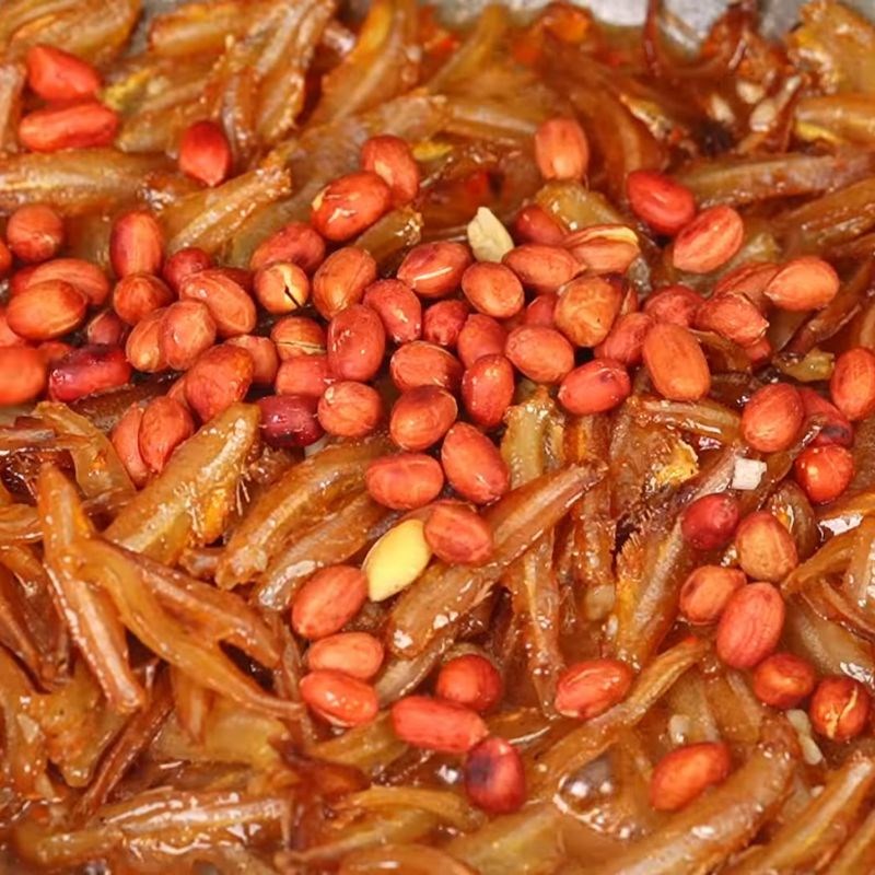 Bước 6 Nấu món cá cơm rang đậu phộng Cá cơm rim lạc