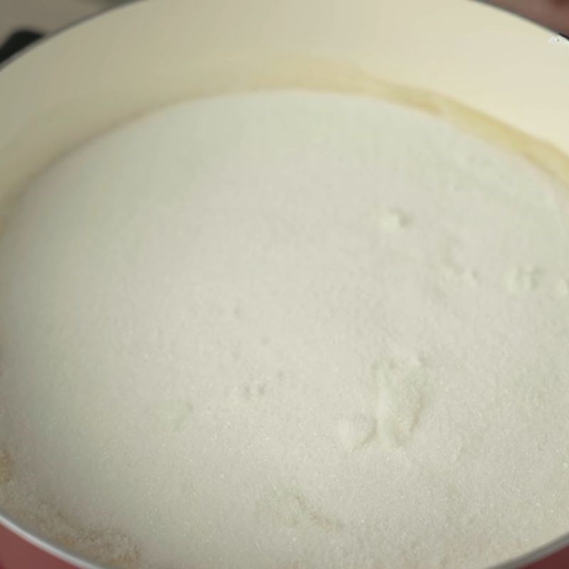 Bước 1 Nấu nước đường Nước màu kho cá