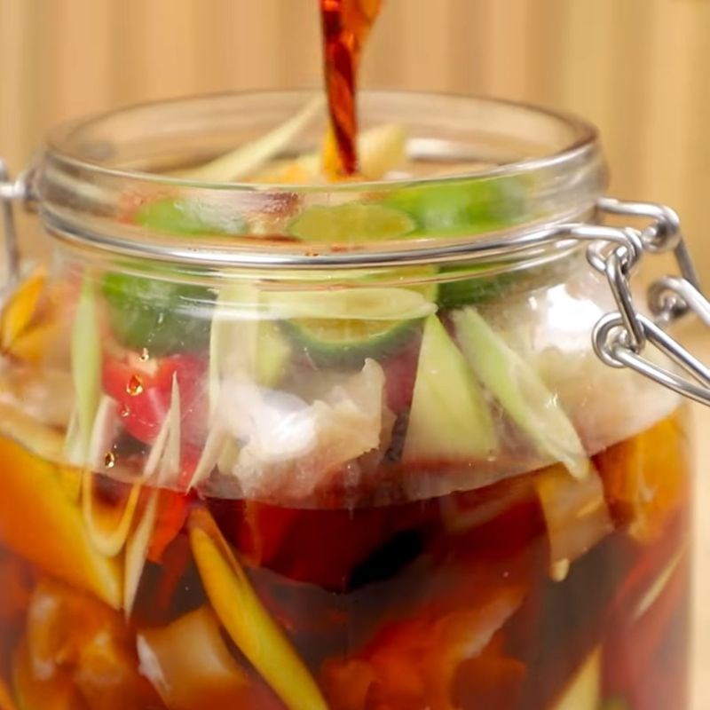 Bước 4 Ngâm gân bò với sả tắc Gân bò ngâm sả tắc