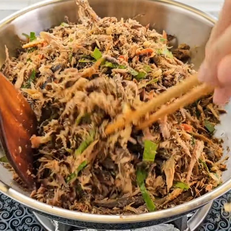 Bước 5 Rang khô Cá khô giã ớt