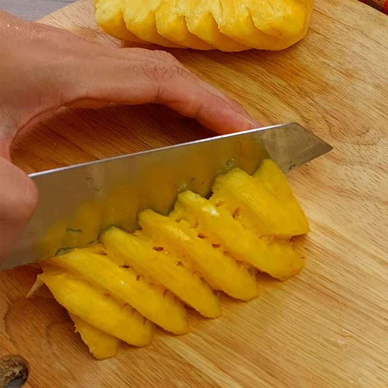 Bước 1 Sơ chế dứa Dứa ngâm đường phèn