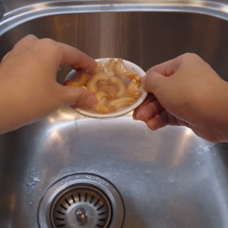 Bước 1 Sơ chế nguyên liệu Sữa hạt điều đậu xanh