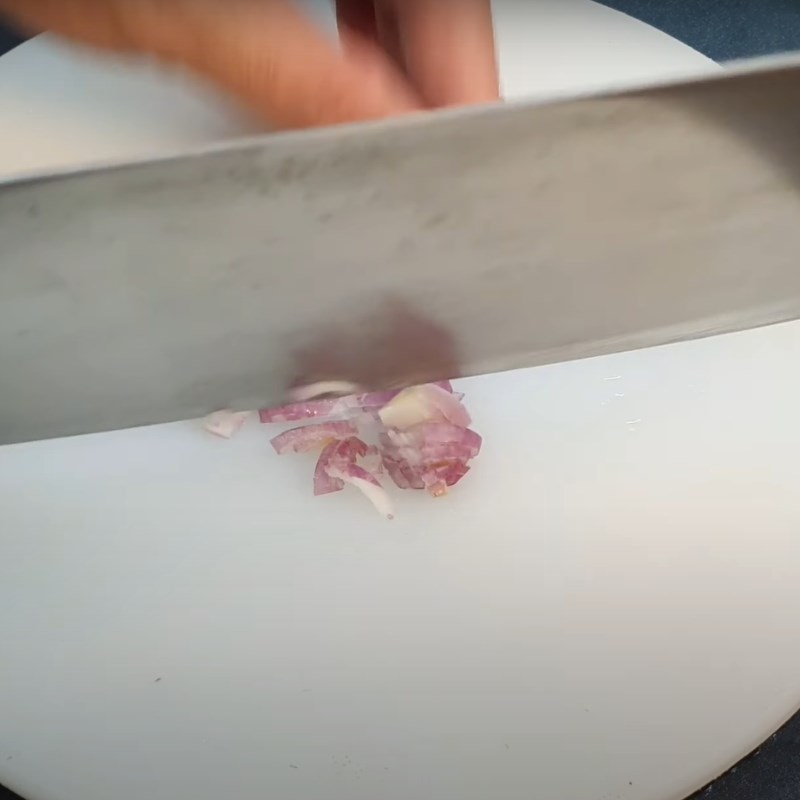Bước 1 Sơ chế nguyên liệu Chuối xanh kho chay