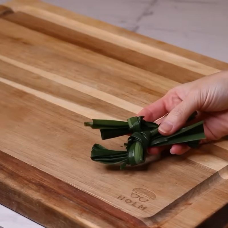 Bước 2 Sơ chế những nguyên liệu khác Sốt sambal