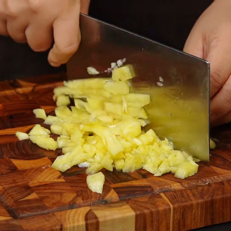 Bước 2 Sơ chế rau củ Gà nấu khóm