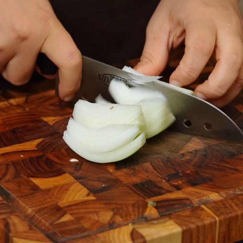 Bước 2 Sơ chế rau củ Gà nấu khóm