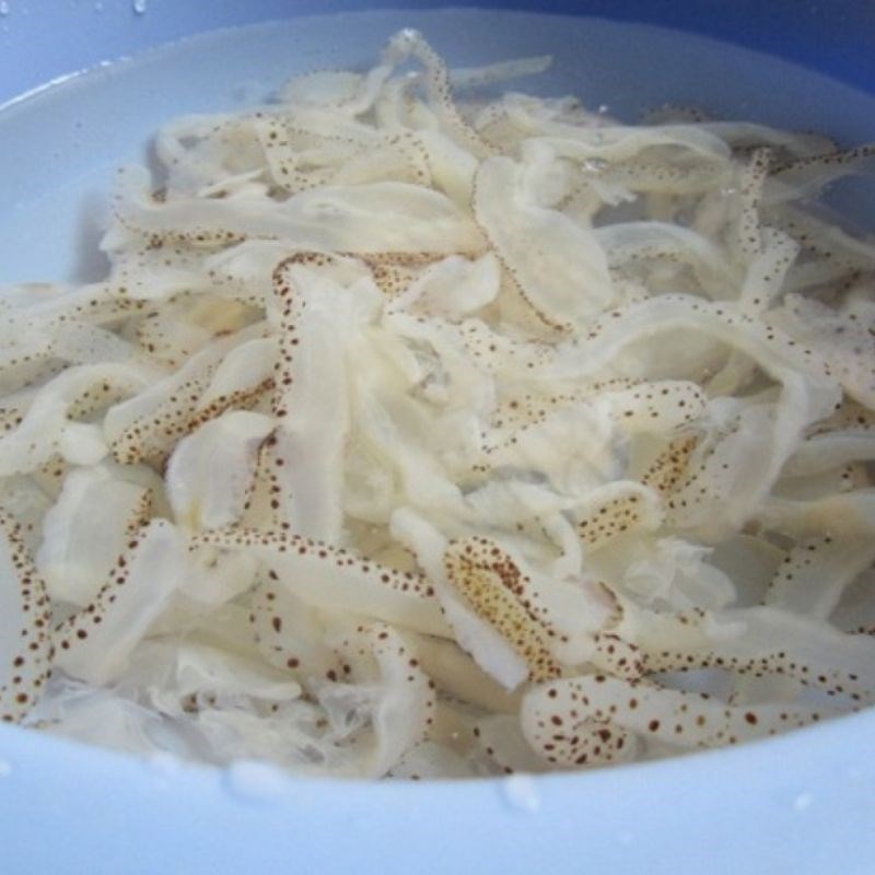 Bước 1 Sơ chế sứa Sứa xào chua ngọt