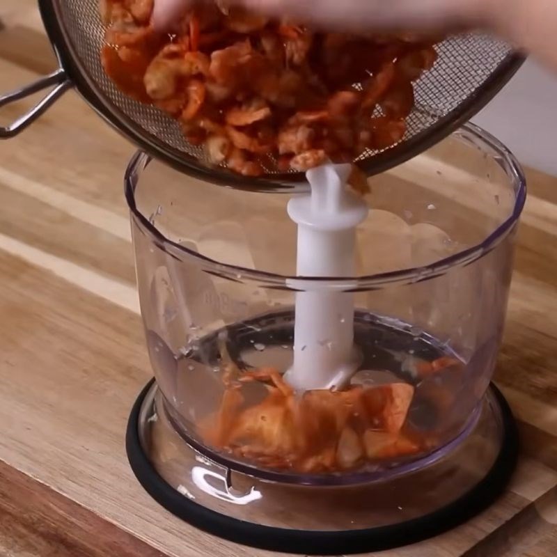Bước 1 Sơ chế tôm khô Sốt sambal