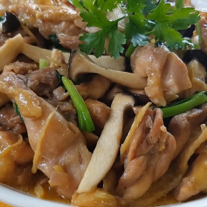 Bước 4 Thành phẩm Gà xào nấm đùi gà