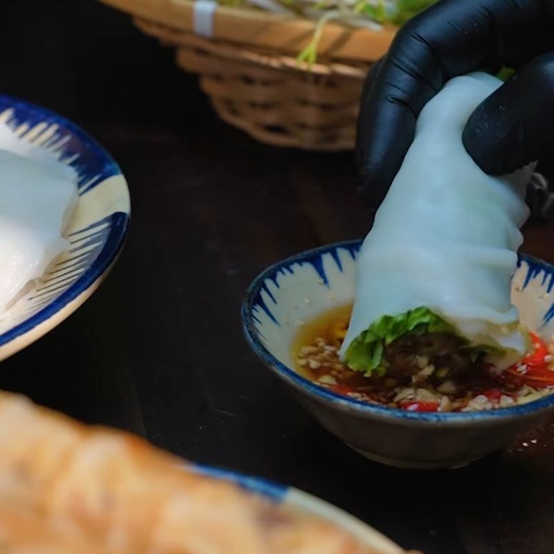 Bước 4 Thưởng thức Bánh mướt ram