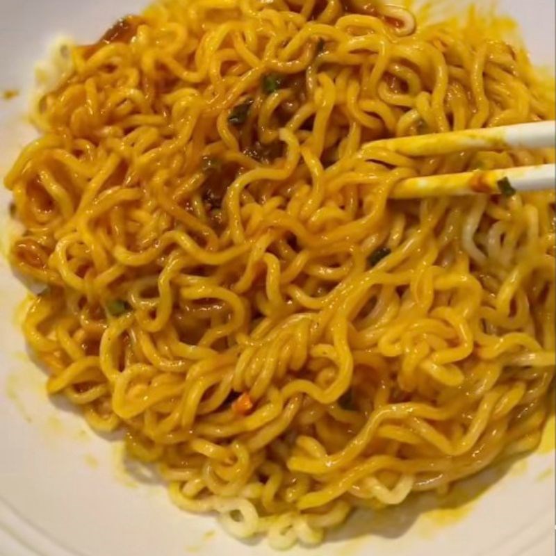 Bước 3 Trộn mì Mì trộn Miliket