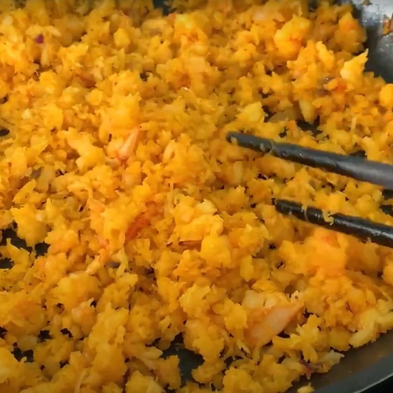 Bước 2 Xào thịt tôm Tôm chấy (từ tôm tươi)