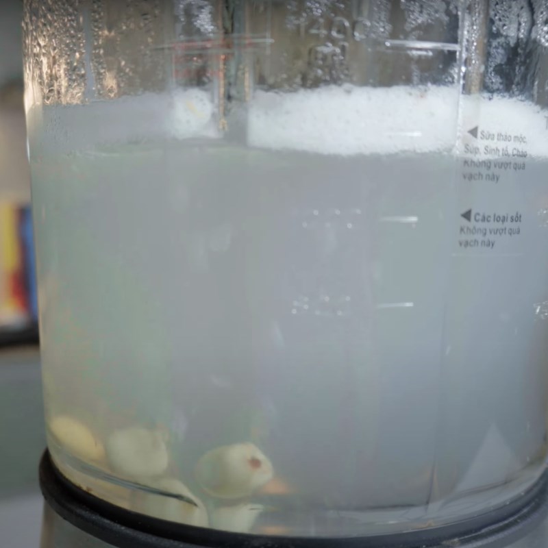 Bước 2 Xay sữa hạt Sữa hạt điều hạt sen