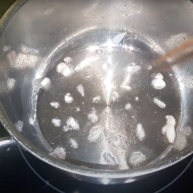 Bước 3 Nấu canh măng tiết Canh măng tiết