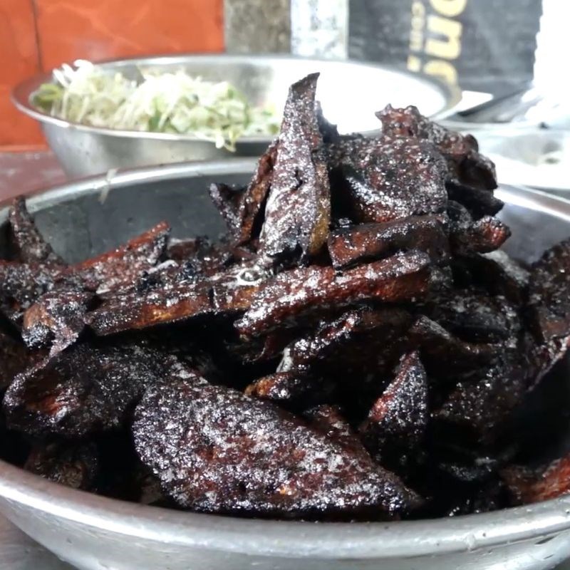 Bước 3 Chế biến gan cháy Phở gan cháy