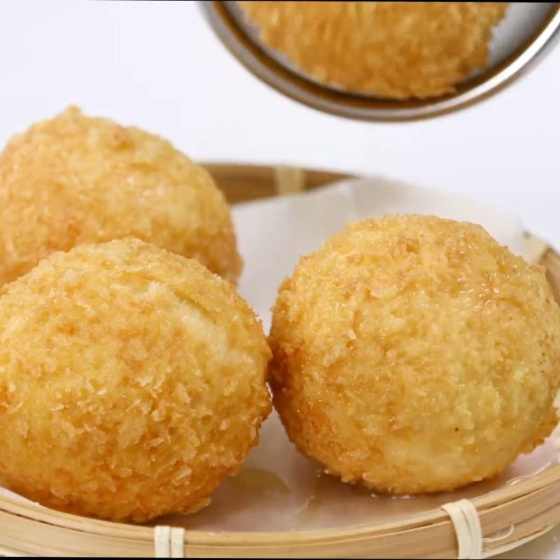 Bước 4 Chiên bánh Bánh bắp phô mai