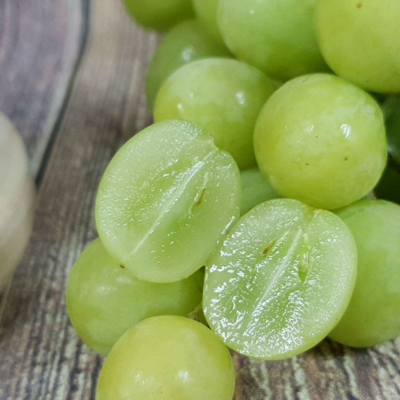 Bước 3 Chuẩn bị trái cây Bánh sinh nhật kem tươi