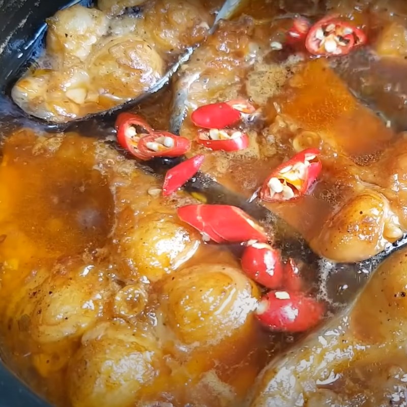 Bước 3 Kho cá Cá kho tộ miền Tây