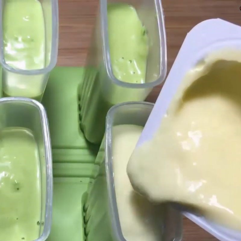 Bước 3 Làm kem Cách làm kem bơ không cần whipping cream