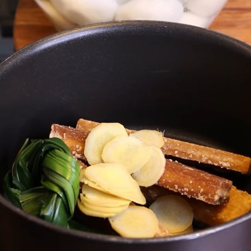 Bước 6 Nấu nước đường Chè sủi dìn