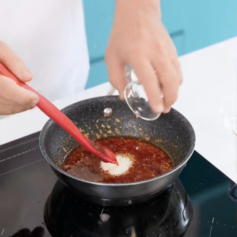 Bước 2 Nấu sốt Cách làm sốt trộn cơm Hàn Quốc