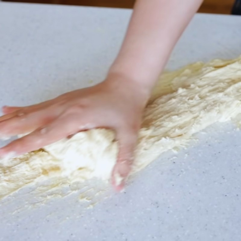 Bước 2 Nhồi bột Bánh donut đường