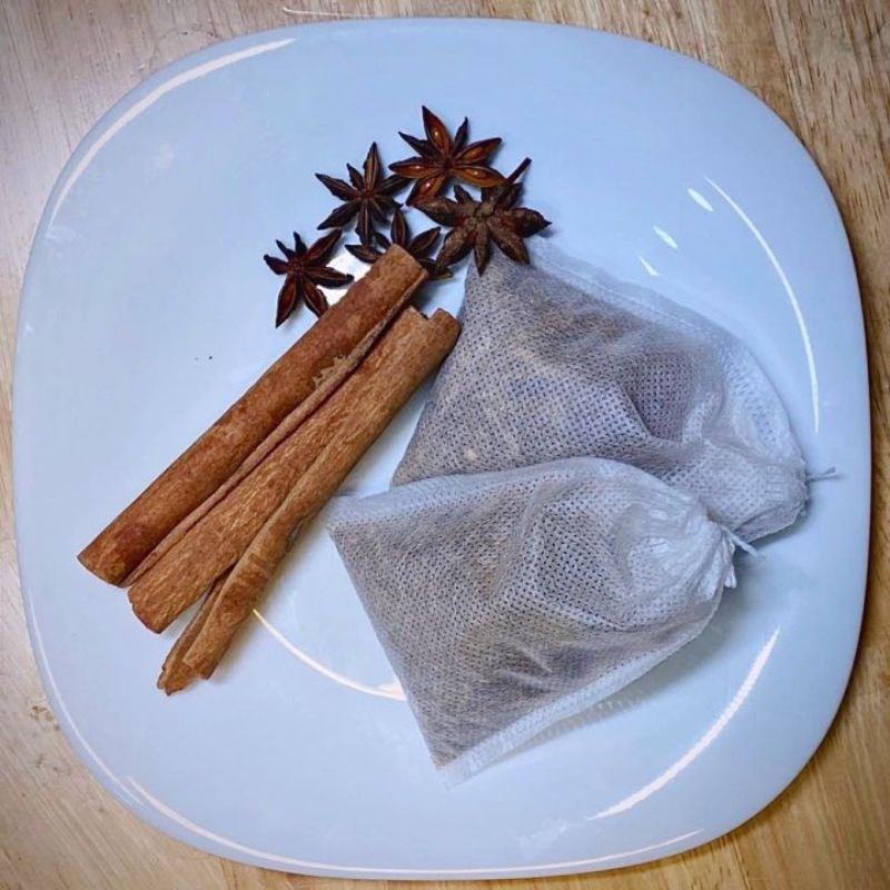 Bước 1 Sơ chế các nguyên liệu Phở gan cháy