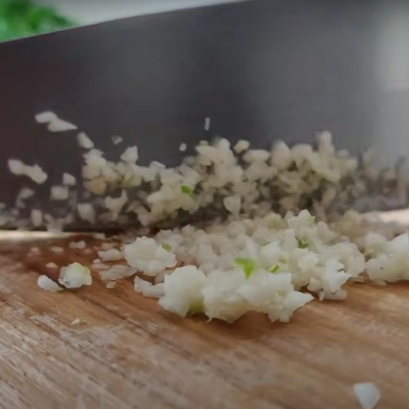 Bước 1 Sơ chế nguyên liệu Sốt kem nấm