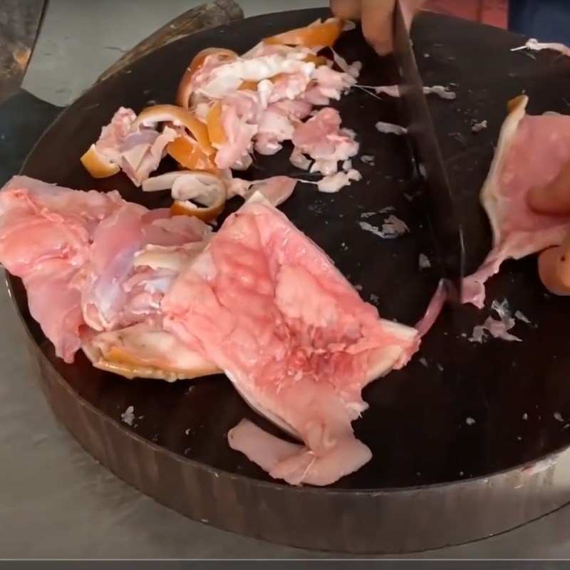 Bước 1 Sơ chế nguyên liệu Thỏ xào rau má