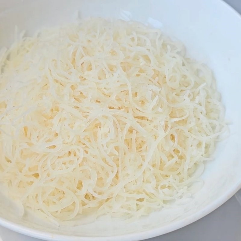 Bước 1 Sơ chế nguyên liệu Bì cuốn miền Tây