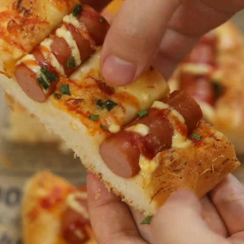 Bước 6 Thành phẩm Bánh mì xúc xích chà bông