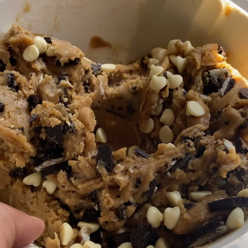 Bước 2 Trộn bột Bánh quy chocolate chip mềm