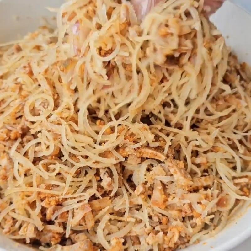 Bước 4 Trộn nhân bì cuốn Bì cuốn miền Tây