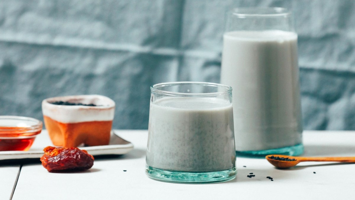 Sữa hạt lanh mè đen hạt điều