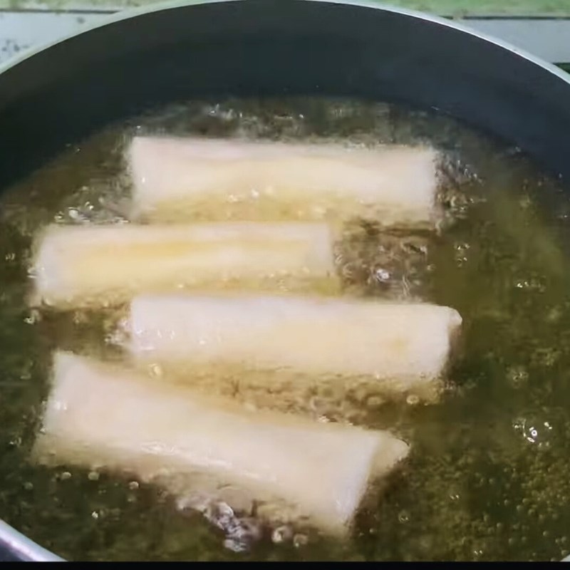 Bước 5 Chiên chả giò Chả giò hải sản phô mai kéo sợi
