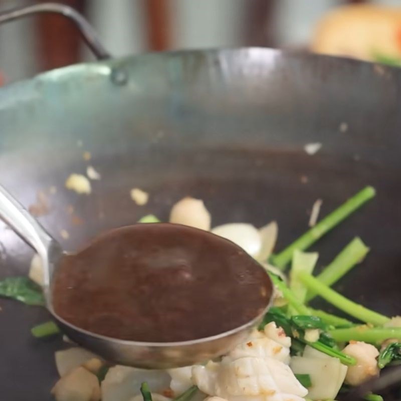 Bước 6 Làm hủ tiếu xào người Hoa Hủ tiếu xào người Hoa
