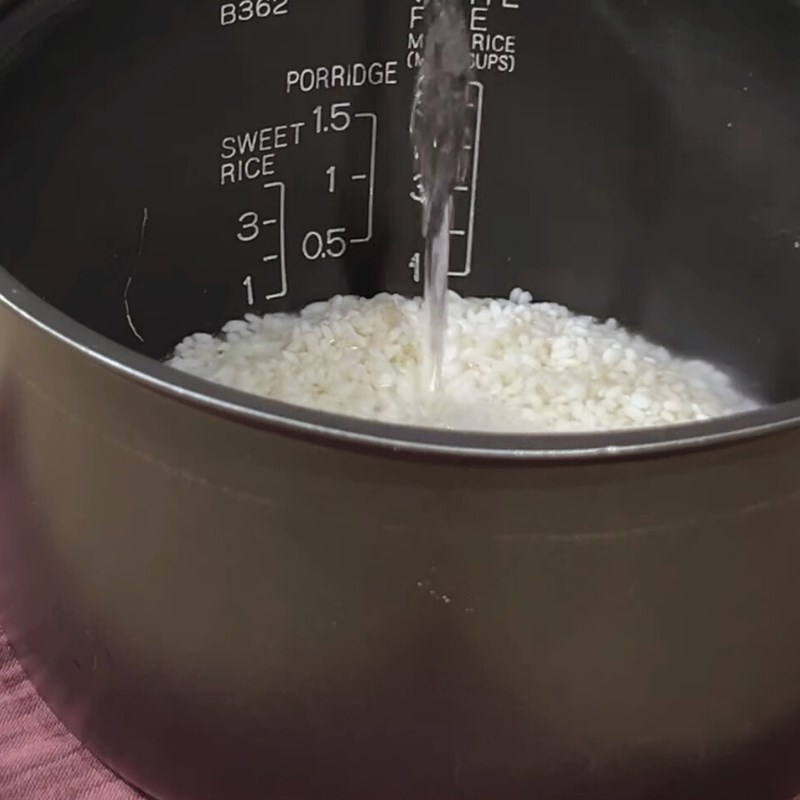 Bước 3 Làm vỏ bánh mochi anh đào Bánh mochi anh đào