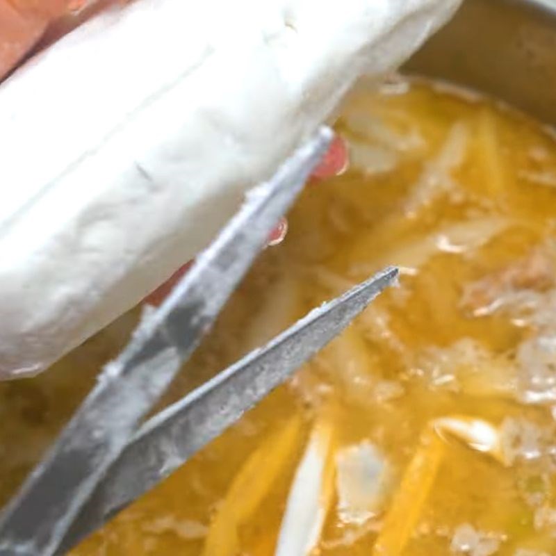Bước 4 Nấu bánh canh Bánh canh vịt nước cốt dừa