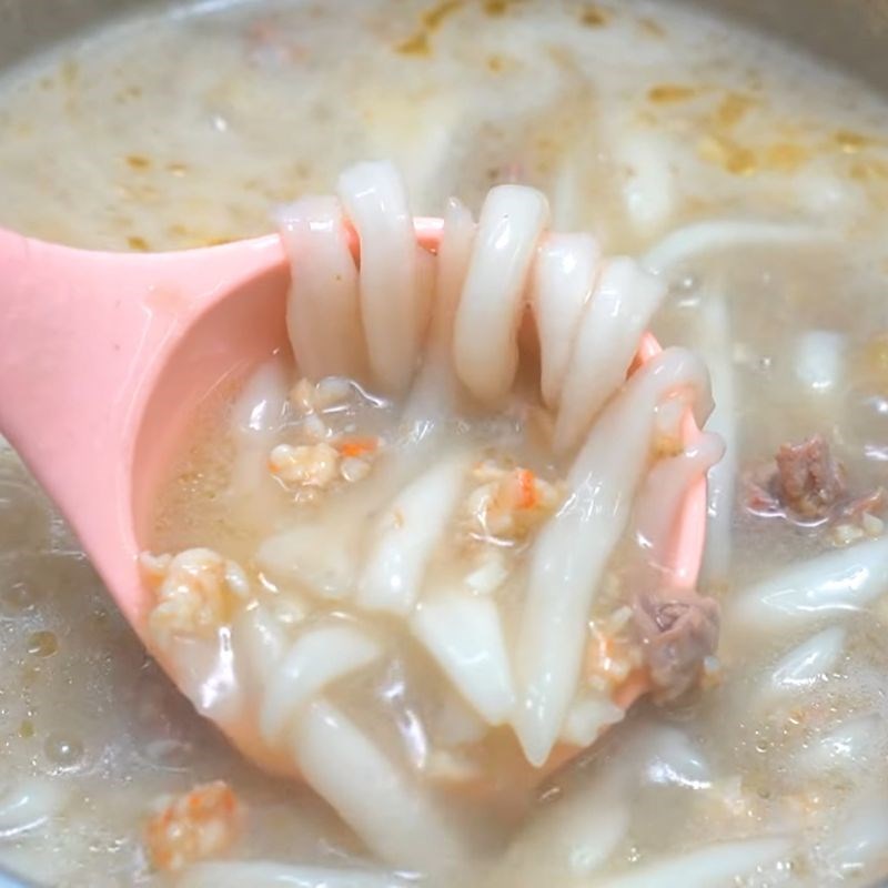 Bước 4 Nấu bánh canh Bánh canh vịt nước cốt dừa