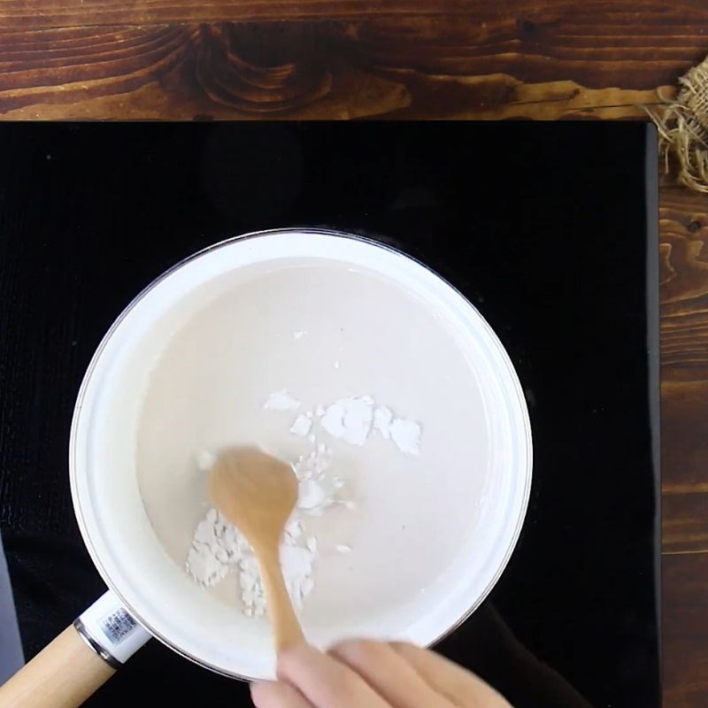 Bước 4 Nấu nước cốt dừa Chè đậu đen bột lọc